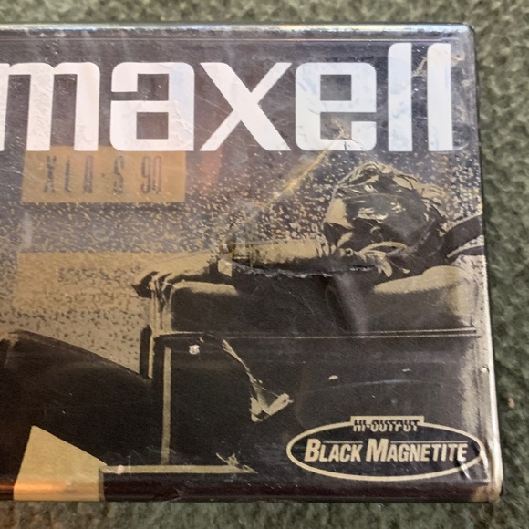 NIP Maxwell 90 minute High Bias XLII-S audio cassette. Black magnetite. - Picture 3 of 6